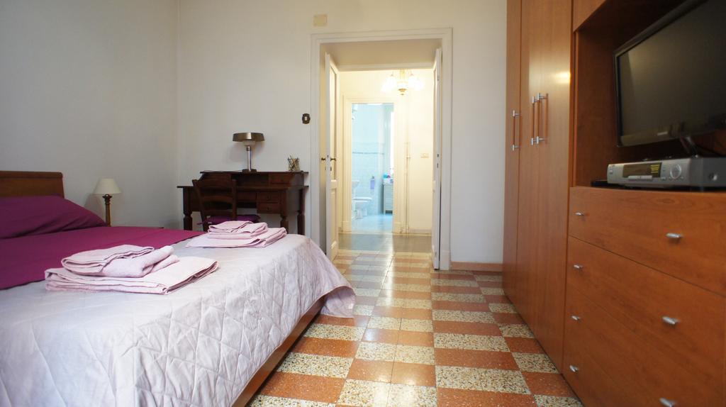Angoletto Di Trastevere Rom Exterior foto