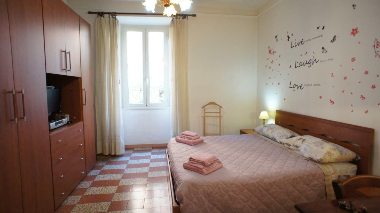 Angoletto Di Trastevere Rom Exterior foto