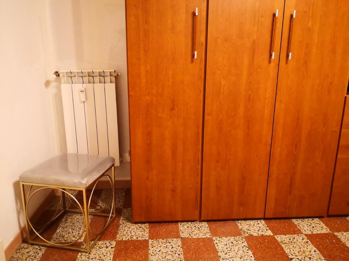 Angoletto Di Trastevere Rom Exterior foto
